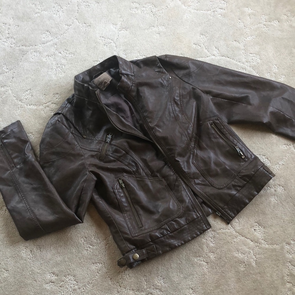 Brown Jacket bearly worn!